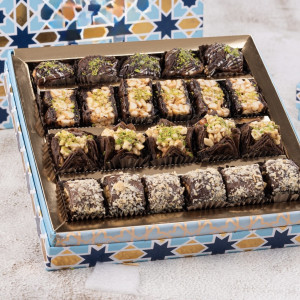 Çeşitli Çikolatalı Baklava Kutusu – 1kg